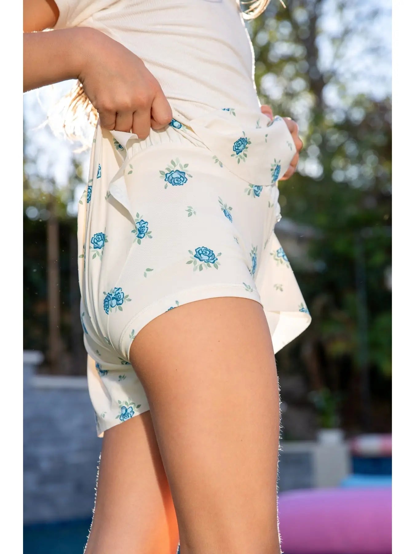 Pixielane Flowy Short-Ivory Blue Floral